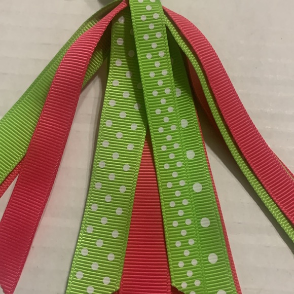 Hot Pink Cross & Green Polka Dot Ribbon Keychain - Picture 3 of 3